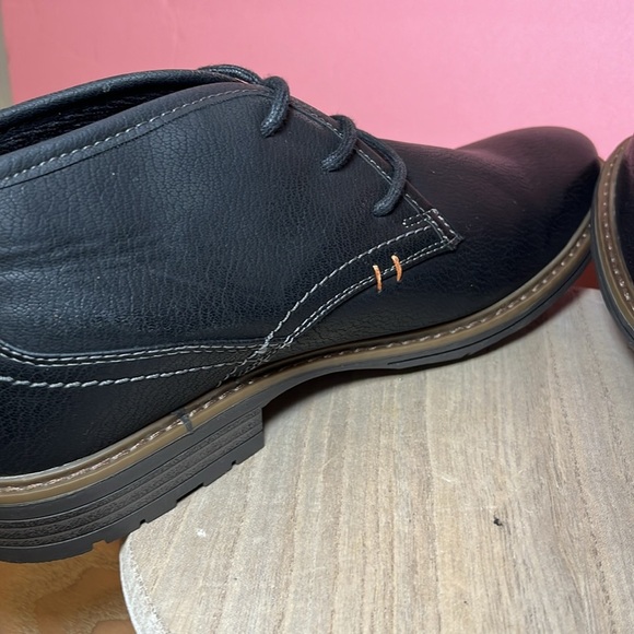 Varese Gobi‎ ll Black Faux Leather Chukka Boot Comfy Career Office Casual New - Picture 7 of 7